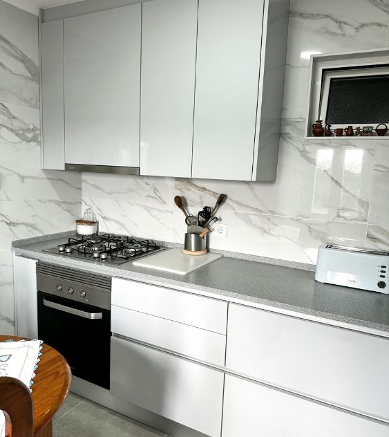 Remodelação de cozinha em Agualva-Cacém, Lisboa. Renovação de cozinha completa por JCC Design.