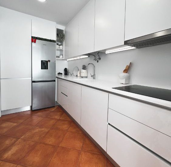 Remodelação de cozinha em Lisboa. Renovação de cozinha parcial por JCC Design.