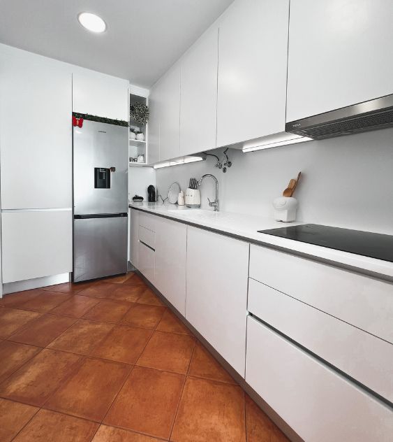 Remodelação de cozinha em Lisboa. Renovação de cozinha parcial por JCC Design.